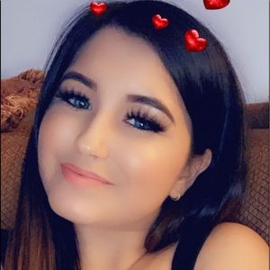 Meet your Posher, Edith